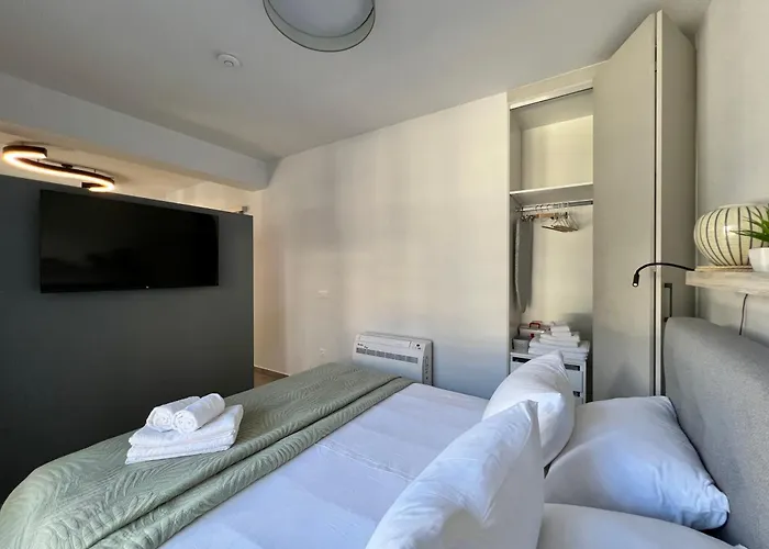 Blue Loft * 纳夫普利翁